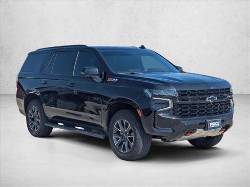 Used 2024 Chevrolet Tahoe Z71 w/ Luxury Package AWD/4WD image 2