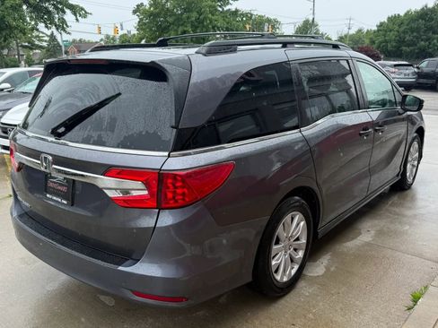 Used 2018 Honda Odyssey LX image 3
