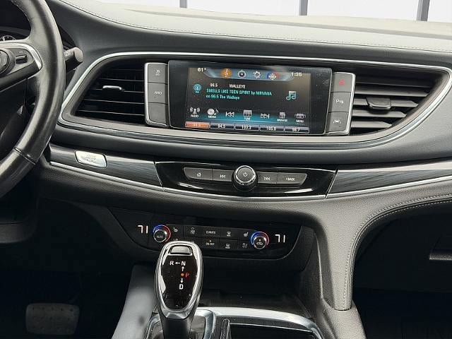 Used 2019 Buick Enclave Premium AWD/4WD image 22