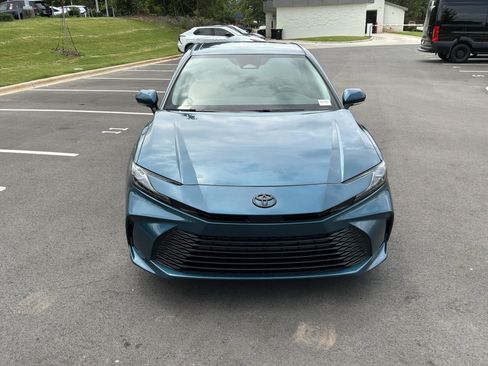 Used 2026 Toyota Camry LE FWD image 3