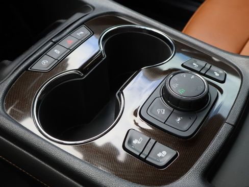 Certified 2020 GMC Acadia AT4 w/ Driver Alert Package II image 18