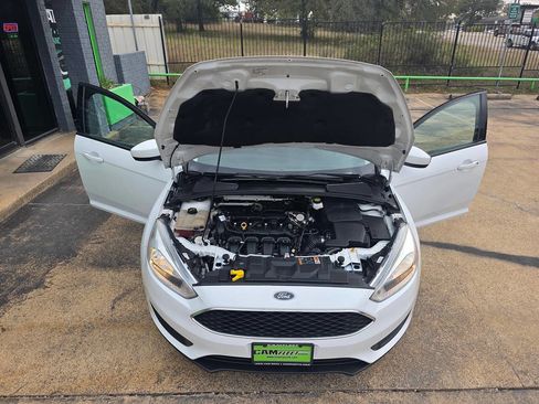 Used 2018 Ford Focus SE image 56