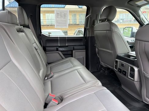 Used 2019 Ford F150 Lariat AWD/4WD image 15