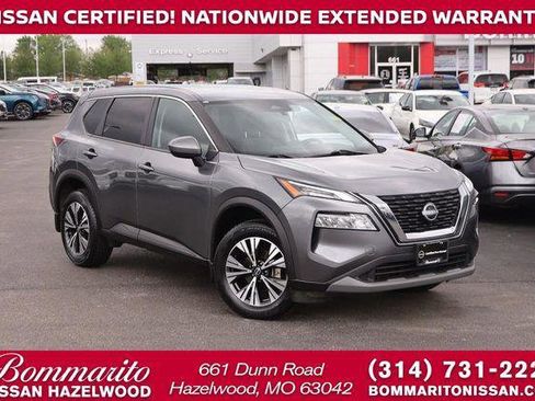 Used 2023 Nissan Rogue SV image 1