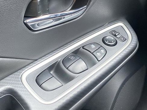 Used 2024 Nissan Versa SR w/ Trunk Package image 23