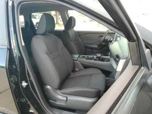 Used 2023 Nissan Rogue S FWD image 20