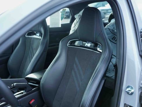 Used 2025 Hyundai Elantra N image 30