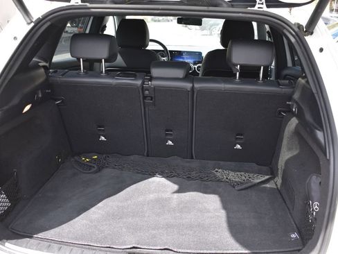 Used 2025 Mercedes-Benz GLA 250 image 32