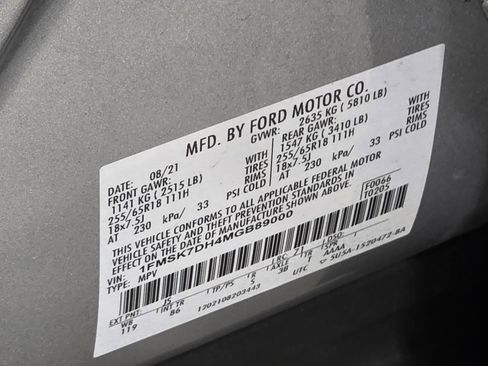 Used 2021 Ford Explorer XLT image 36