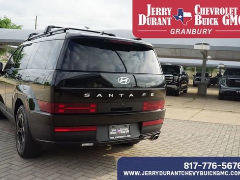 Used 2025 Hyundai Santa Fe SEL FWD image 6
