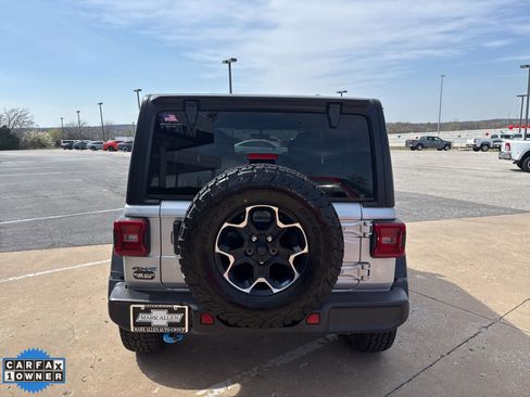 Used 2023 Jeep Wrangler Unlimited Rubicon 4xe w/ Cold Weather Group AWD/4WD image 4