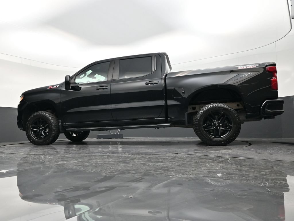 Used 2024 Chevrolet Silverado 1500 Custom Trail Boss AWD/4WD image 18