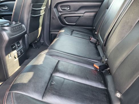 Used 2021 Nissan Titan PRO-4X w/ Pro-4x Convenience Package AWD/4WD image 28