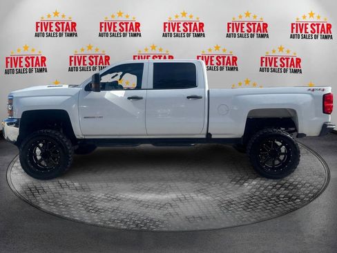 Used 2017 Chevrolet Silverado 2500 W/T w/ WT Convenience Package AWD/4WD image 4