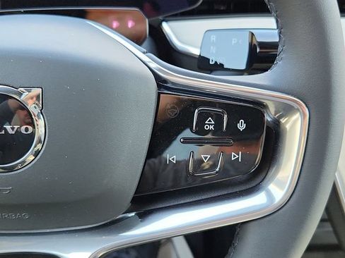 New 2025 Volvo EX90 Ultra AWD/4WD image 18