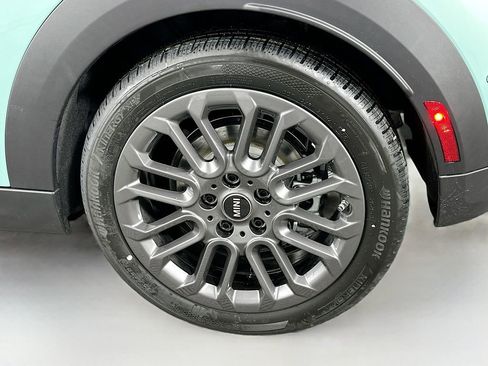 New 2026 MINI Cooper S image 22