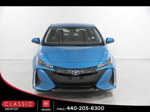 Certified 2022 Toyota Prius Prime XLE image 2