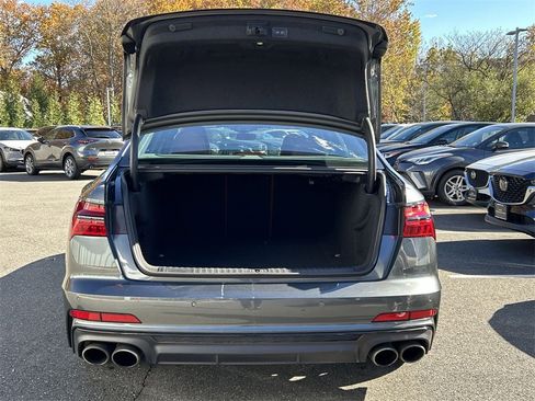Used 2020 Audi S6 Prestige image 27