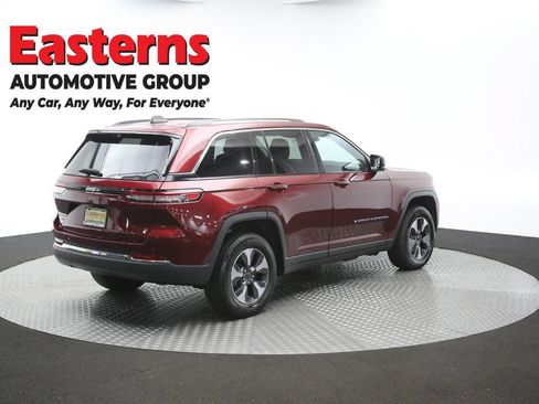 Used 2022 Jeep Grand Cherokee Limited 4xe w/ Luxury Tech Group II AWD/4WD image 45