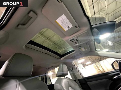 Certified 2021 Toyota Highlander XLE image 14