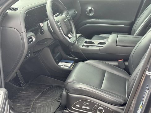 Used 2026 Hyundai Palisade Calligraphy FWD image 9