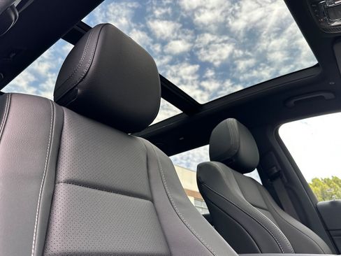 New 2026 Mercedes-Benz GLS 450 4MATIC image 17