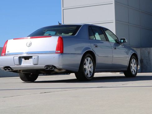 Used 2006 Cadillac DTS Performance image 7