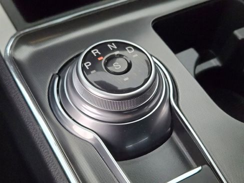 Used 2024 Ford Edge ST-Line w/ Class II Trailer Tow Package image 30