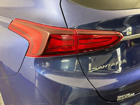 Used 2020 Hyundai Santa Fe SE FWD image 35