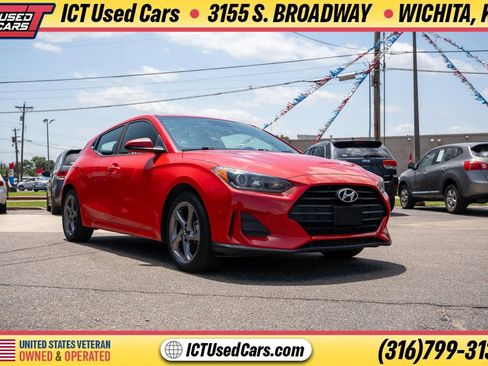 Used 2019 Hyundai Veloster 2.0 FWD image 10