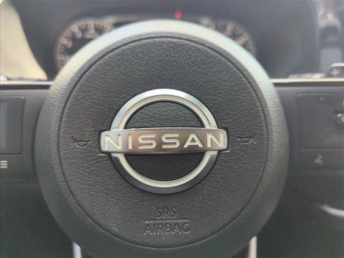 Used 2022 Nissan Pathfinder SV FWD image 25