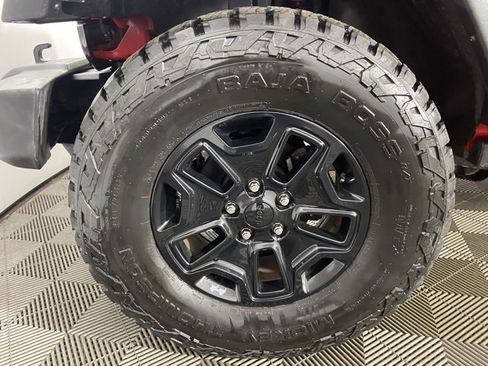 Used 2015 Jeep Wrangler Unlimited Sport image 26