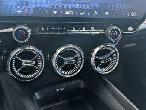 Certified 2025 Chevrolet Blazer EV LT FWD image 20