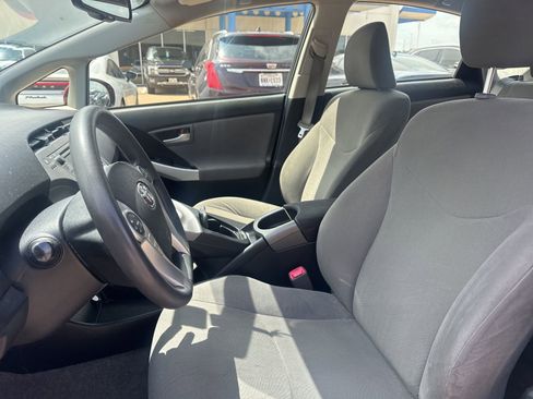 Used 2012 Toyota Prius Two FWD image 10