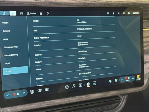 Used 2022 Rivian R1S Launch Edition image 31