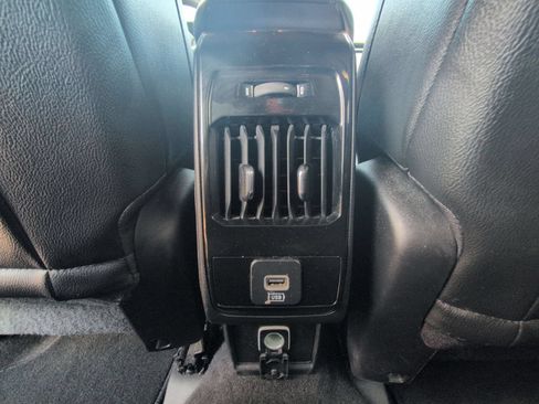 Used 2024 Jeep Compass Latitude AWD/4WD image 25