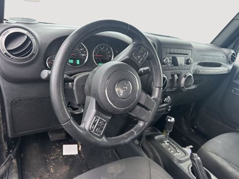 Used 2017 Jeep Wrangler Sport w/ Quick Order Package 24S AWD/4WD image 10