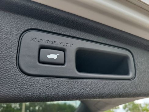 Used 2024 Honda Odyssey EX-L image 11