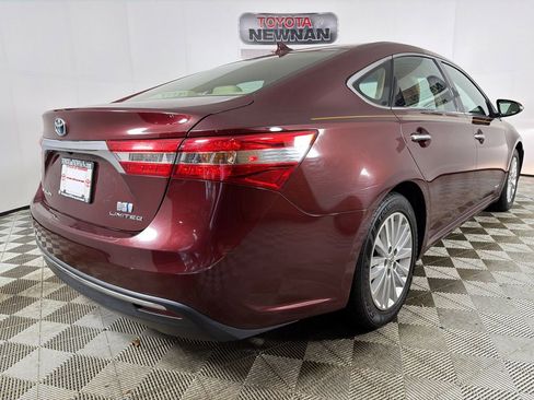 Used 2014 Toyota Avalon Limited FWD image 5