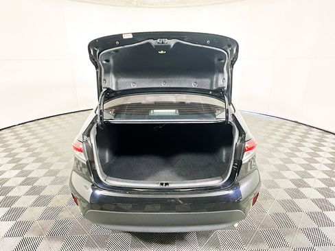 Used 2024 Toyota Corolla LE image 30