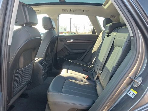 Used 2022 Audi Q5 2.0T Premium Plus w/ Premium Plus Package image 10