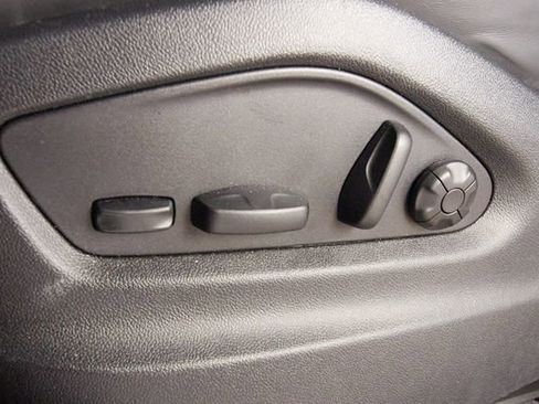 Used 2024 Porsche Cayenne AWD/4WD image 10
