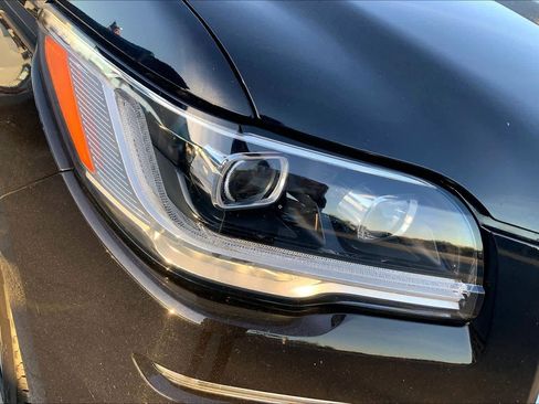 Used 2022 Lincoln Navigator Black Label image 26