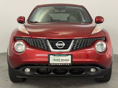 Used 2011 Nissan Juke SL w/ Sport Pkg AWD/4WD image 2
