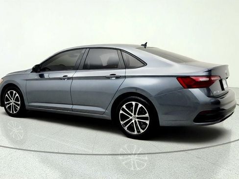 Used 2024 Volkswagen Jetta Sport FWD image 7