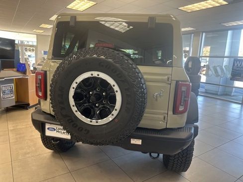 New 2025 Ford Bronco Badlands w/ Sasquatch Package image 4