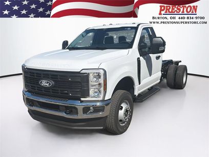New 2027 Ford F350 XL w/ XL Chrome Package