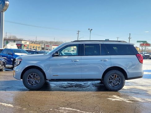 New 2026 Ford Expedition Tremor image 3