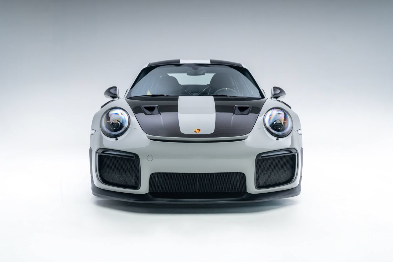 Used 2018 Porsche 911 GT2 RS RWD image 16