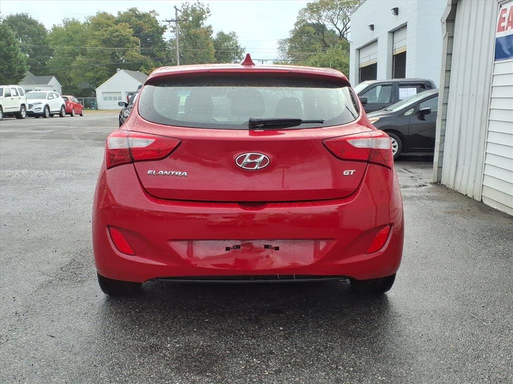 Used 2013 Hyundai Elantra GT FWD image 4